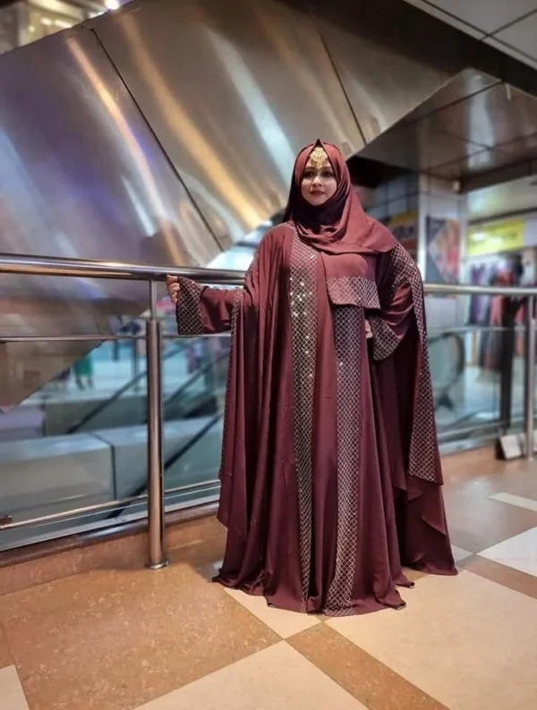 Abhaya Set with Hijab – মার্জিত ও আরামদায়ক