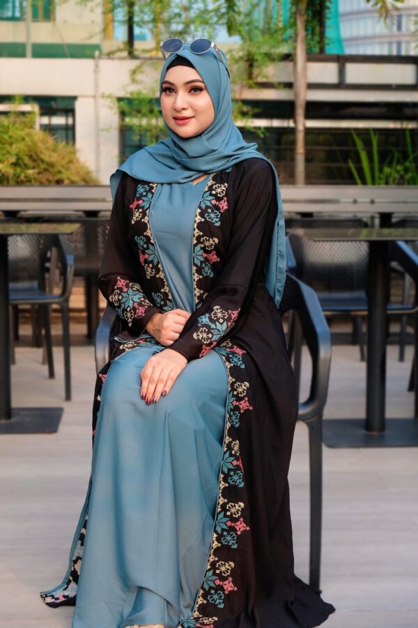Adjust Koti Borka (with Hijab) - স্টাইল, পর্দা এবং আরামের অনন্য সংমিশ্রণ