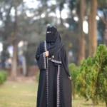 Jannat Borka Set – স্টাইল, পর্দা ও রাজকীয়তার অসাধারণ মিশ্রণ।