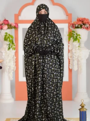 Salah Long Khimar