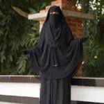 মুত্তাকি বোরকা সেট (হিজাব ও নিকাবসহ)